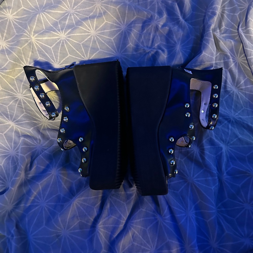 Unbranded size 39 platform sandals